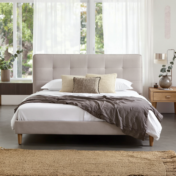Jolie Bed