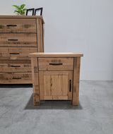 Wellington Bedside