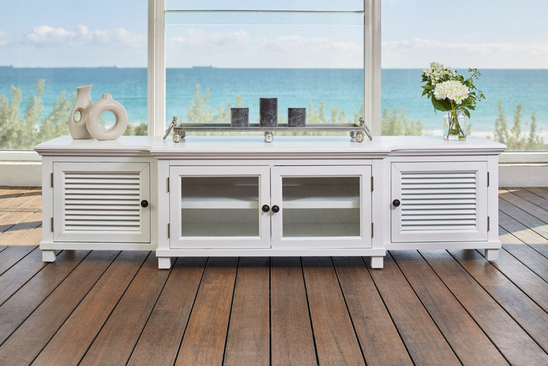Long Beach Large Entertainment Unit
